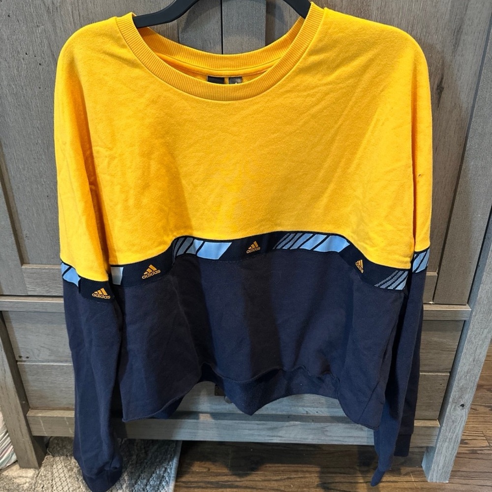 Adidas sweatshirt
